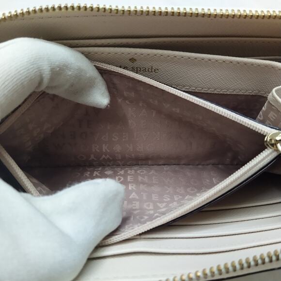 Kate Spade New York Colorblock Ivory Beige Leather Zip Around Credit Card Wallet - Picture 16 of 16